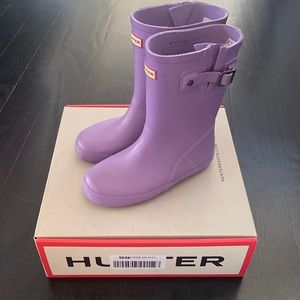 Hunter rain boots size 13 girls